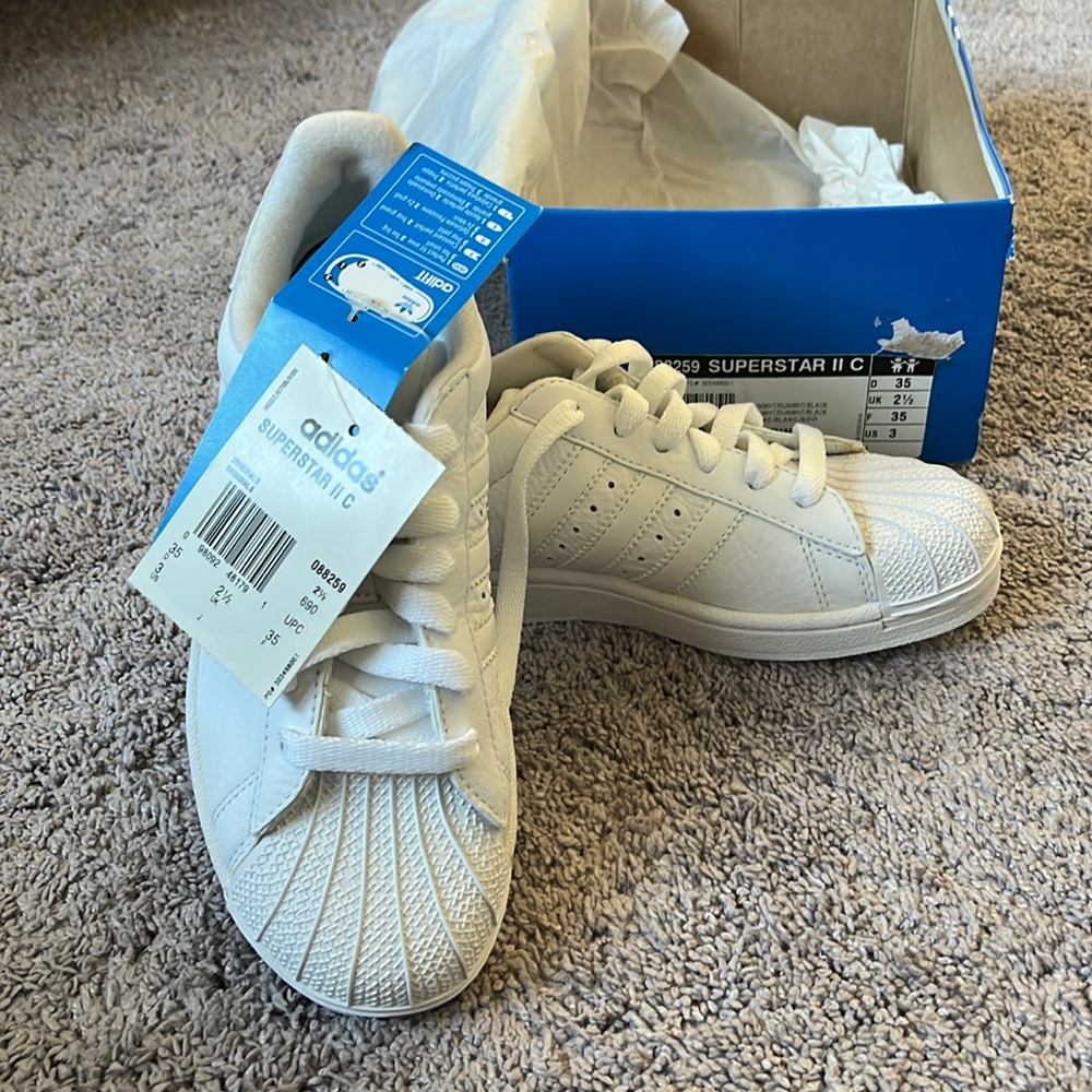Adidas - Picture 3 of 7